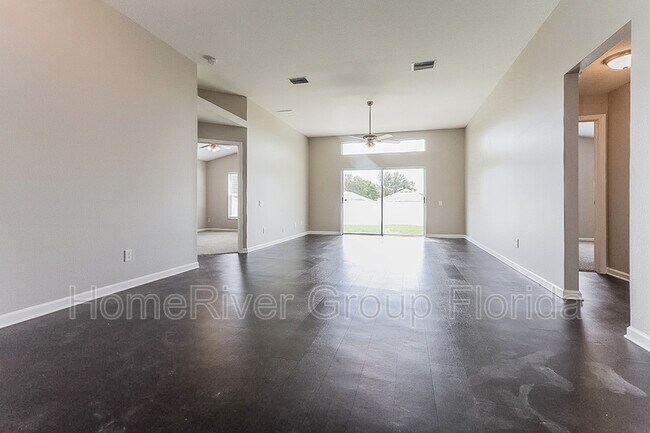 Building Photo - 12309 Twinkling Star Pl