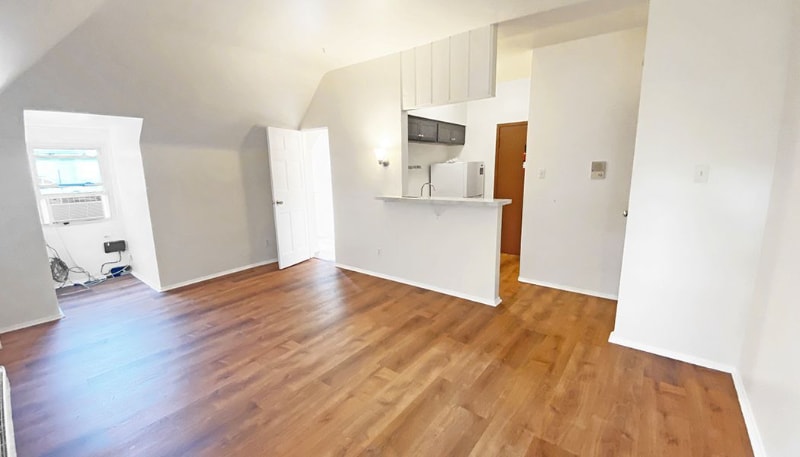 Photo - 6401 Fifth Ave (Pittsburgh, PA)