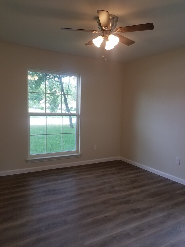 Building Photo - 3140 Mojave Dr