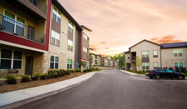 Foto del edificio - Apex at Perry Crossing