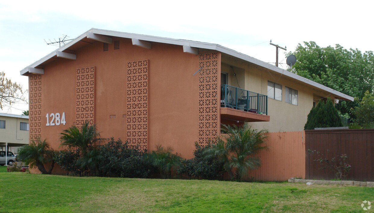 Foto del edificio - 1284 Circle City Dr