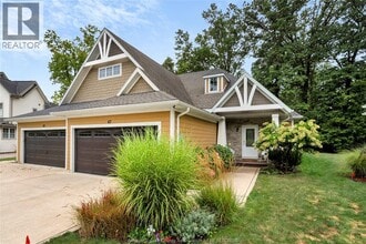Building Photo - 67 Red Oak Crescent