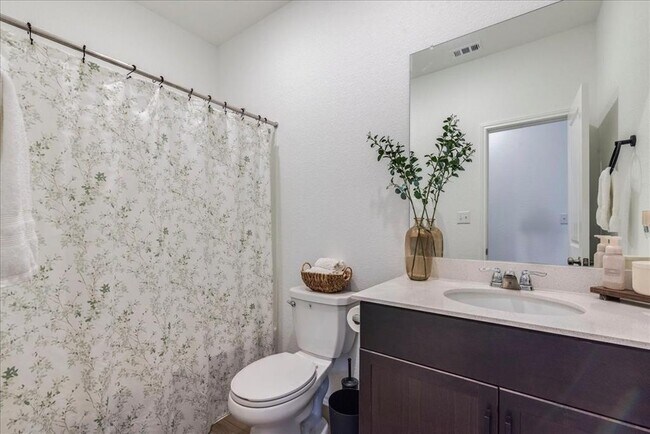 Foto del edificio - 17713 Somerville Ct