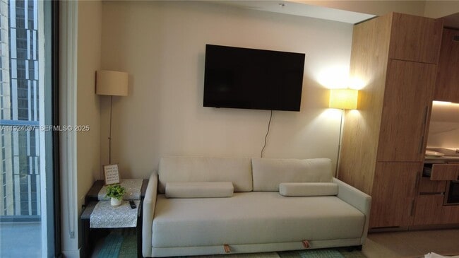 Foto del edificio - 11 NE 6th St