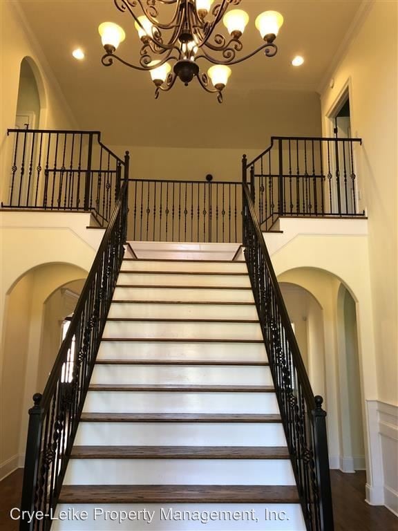 Building Photo - 5 br, 5 bath House - 4220 E Robinson Loop