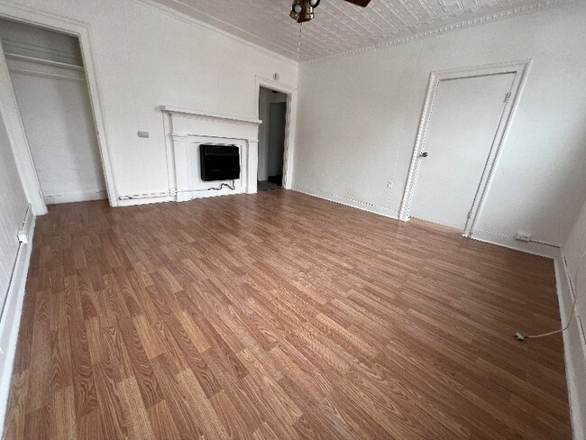 Foto del edificio - 37 Harmony St