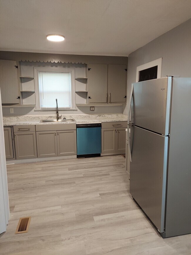 Foto del edificio - 1432 Platt Springs Rd