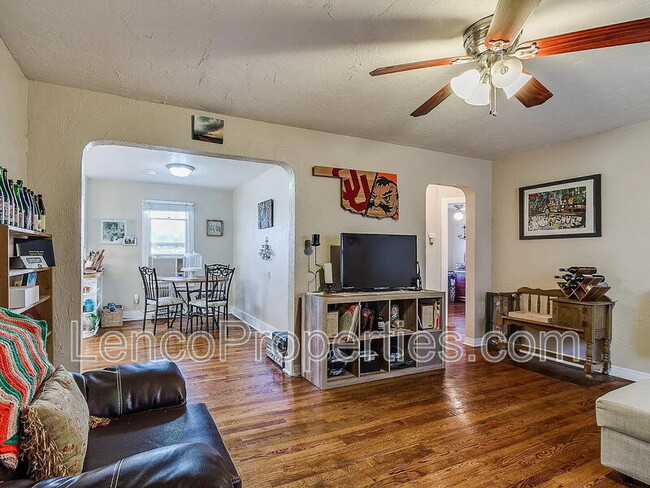 Foto del edificio - 717 N Findlay Ave