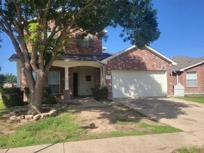 Building Photo - 1028 Utopia Ln