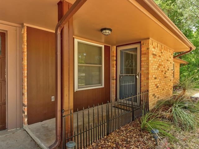 Foto del edificio - 1211 Ridge Rock Ln