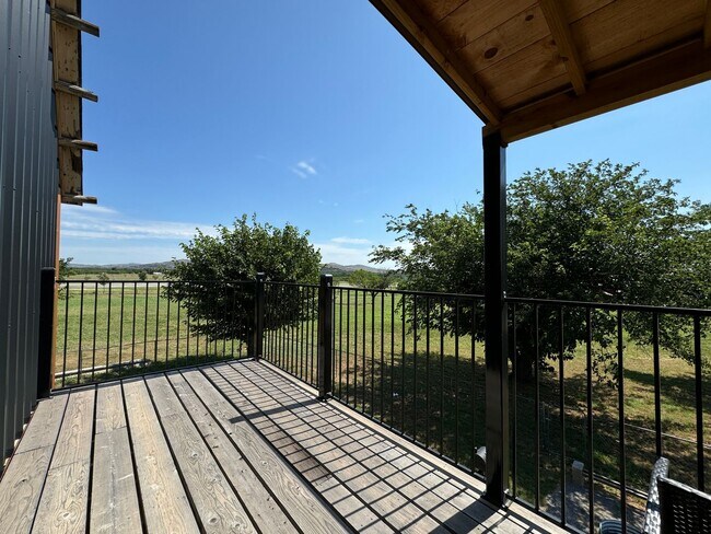 Foto del edificio - 501 Oak Ave