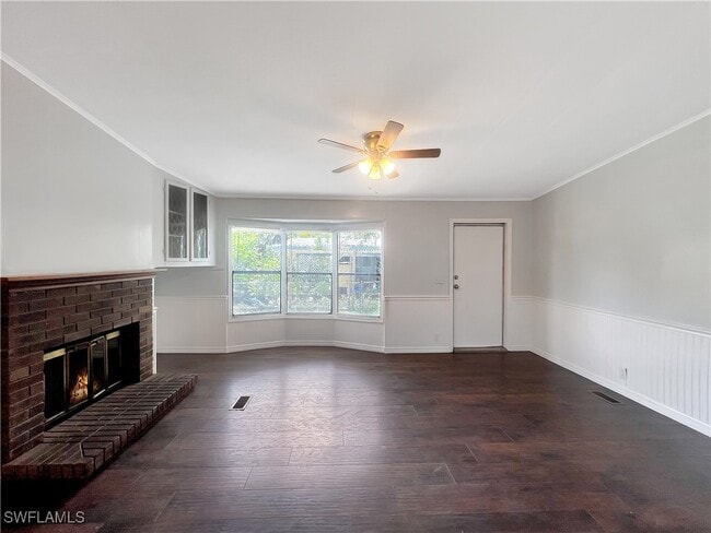 Building Photo - 7574 Grady Dr