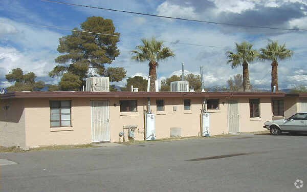 Foto del edificio - Casitas @ Thirteen Forty