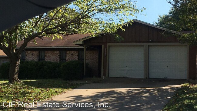 Foto del edificio - 3 br, 2 bath House - 5931 Stratford Dr. 1