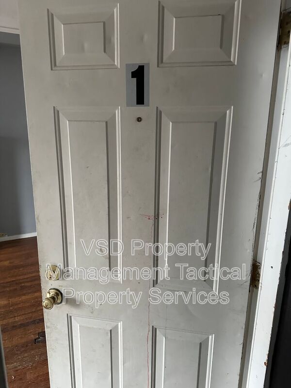 Foto del edificio - 3289 E 143rd St