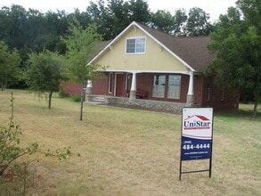 Building Photo - 9831 Fort Worth Dr