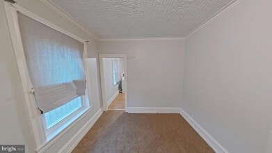 Building Photo - 2304 N Smedley St