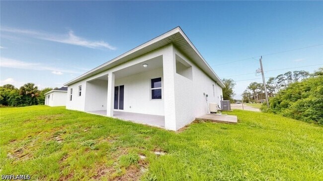 Foto del edificio - 6050 Stratton Rd