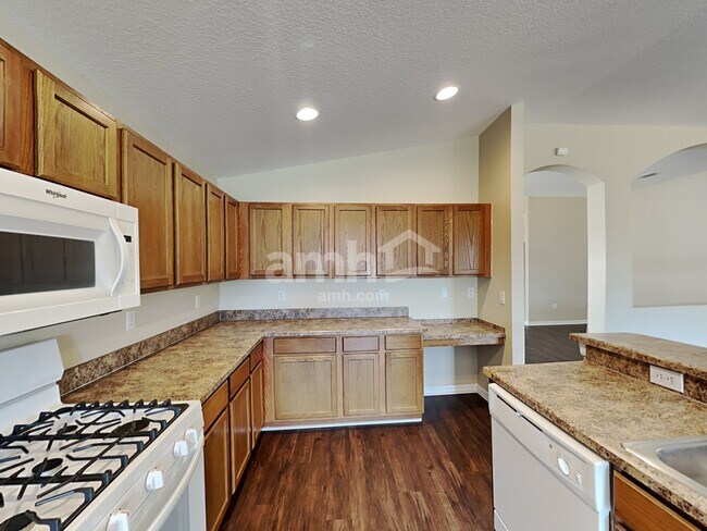 Foto del edificio - 6726 Cambridge Park Dr