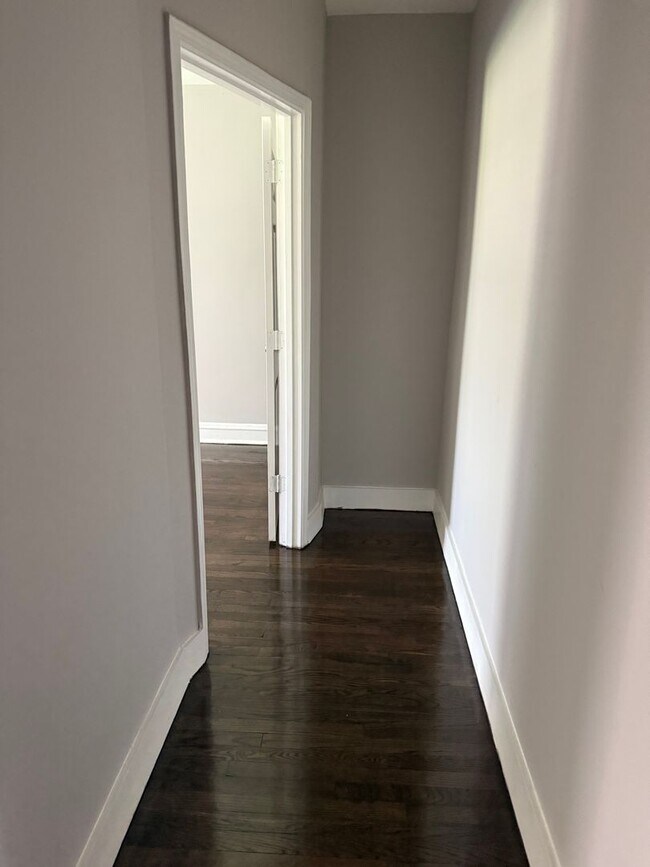 Foto del edificio - SPACIOUS 2 BED APARTMENTS AVAILABLE