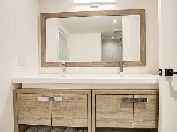 Foto del edificio - Broadway