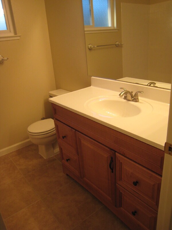 Building Photo - 299 Porter Dr