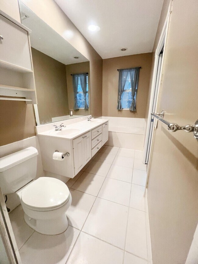 Foto del edificio - 3159 E Community Dr