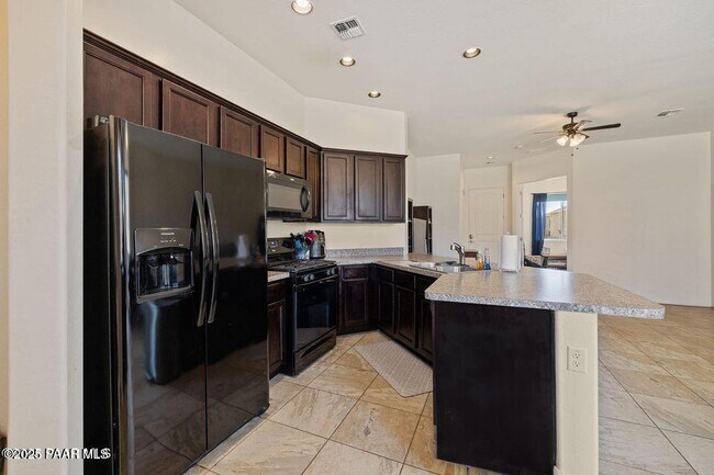 Foto del edificio - 5862 N Thornberry Dr