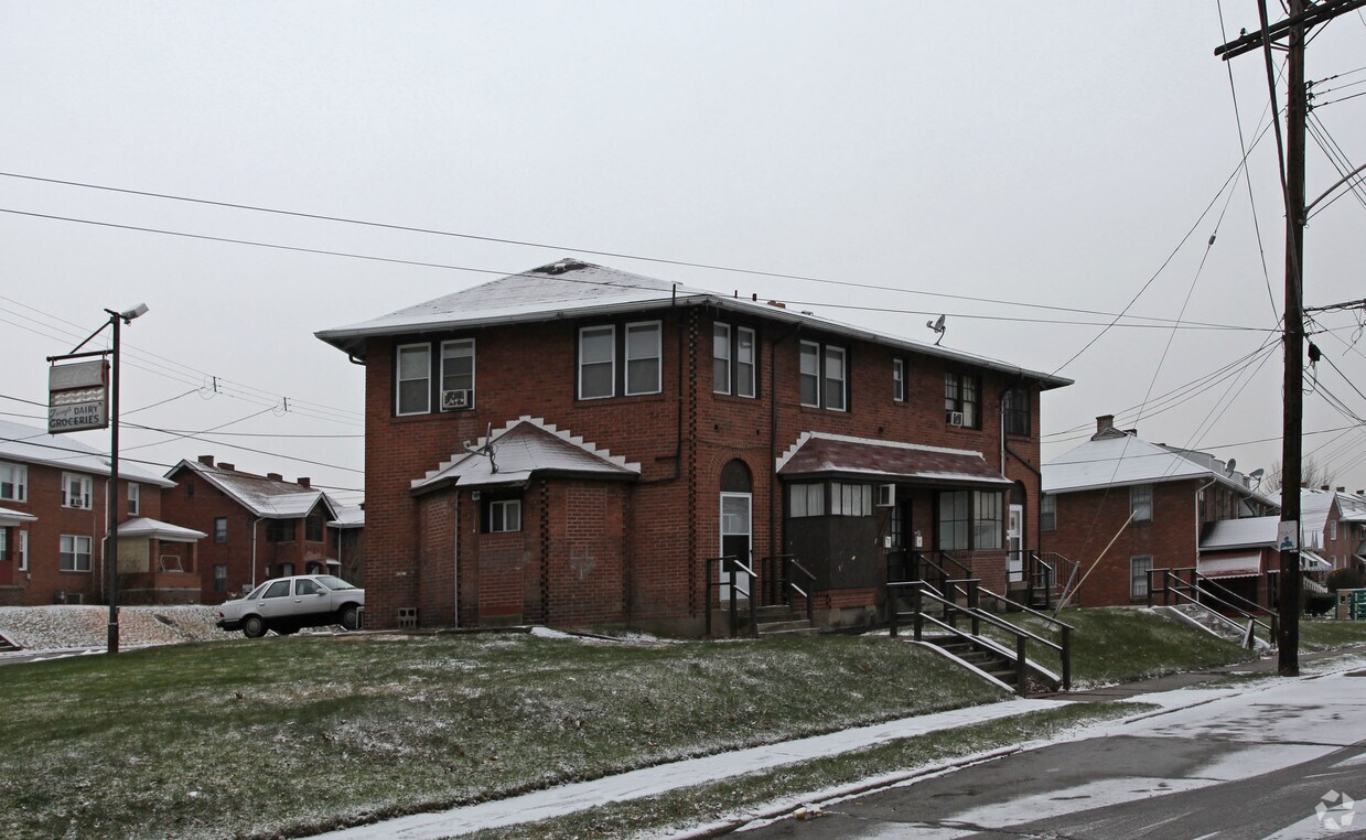 Building Photo - 1006 N 6th St