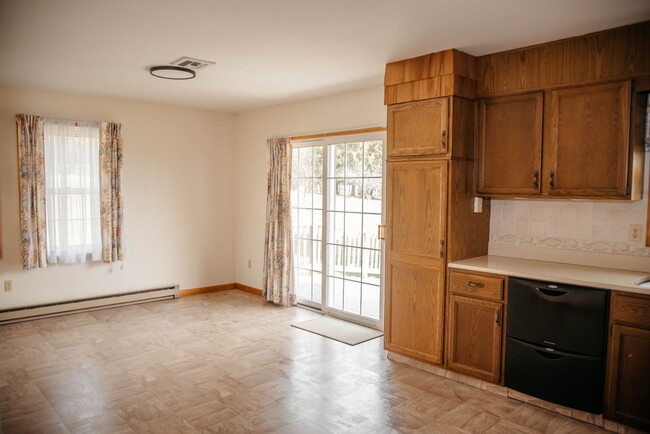 Building Photo - 4145 Bossler Rd