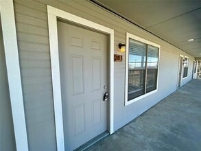 Building Photo - 2526 W Prairie St