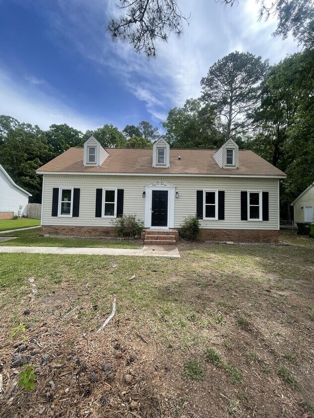 Foto principal - 84 Old Well Rd