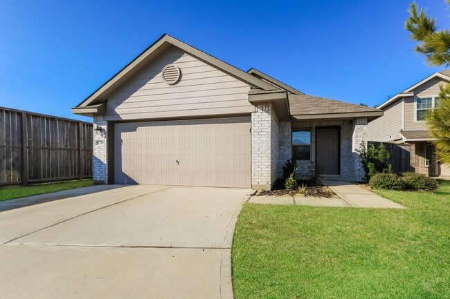 Building Photo - 1718 Campos Ct