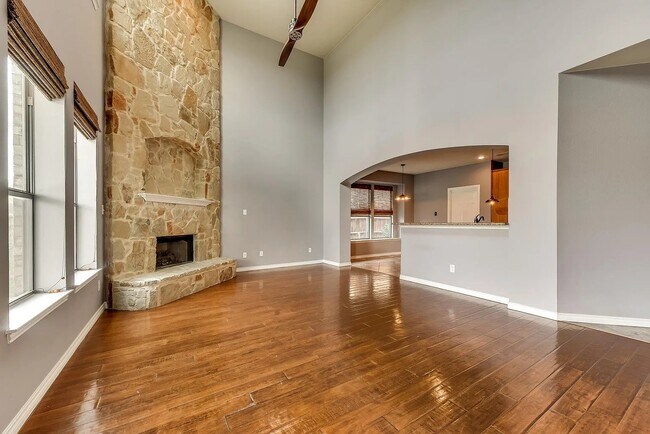Building Photo - 12501 Lizzie Pl