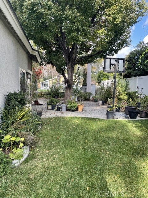 Building Photo - 3633 Valle Vista Dr