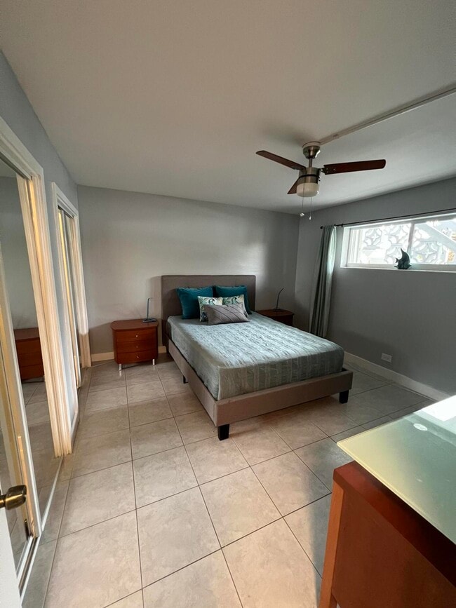 Foto del edificio - 3705 S Flagler Dr
