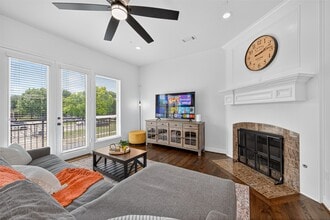 Building Photo - 1505 Wentworth St