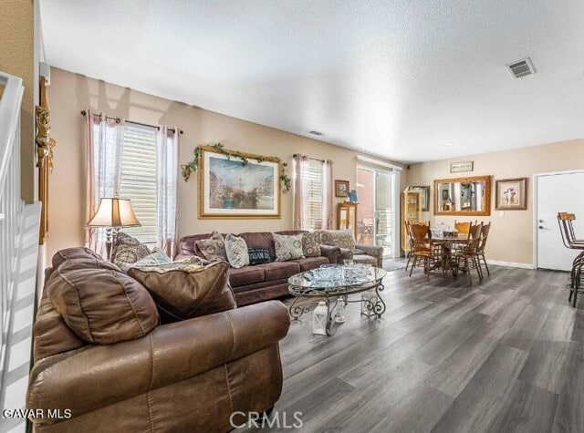 Foto del edificio - 2562 Kenwood Ct