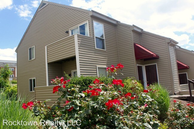 Foto del edificio - 1302 Bradley Dr