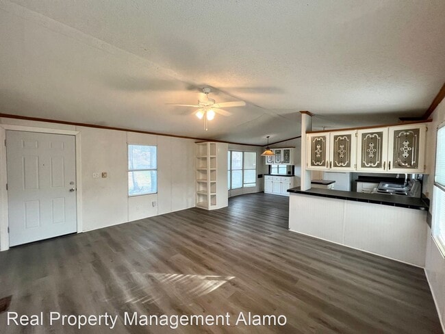 Building Photo - 3 br, 2 bath House - 22831 Grand Spring