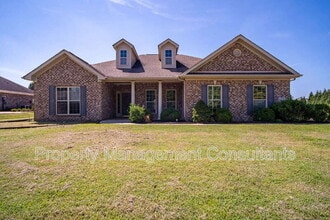 Building Photo - 178 Sarah Jane Dr