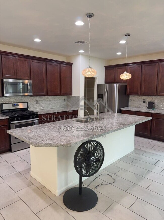 Building Photo - 12134 W Desert Moon Way