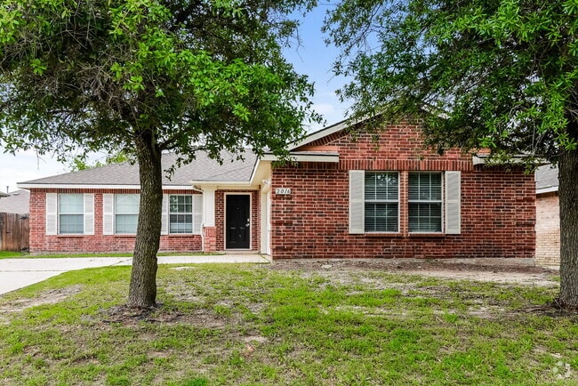 Building Photo - 2016 Cobblestone Trail