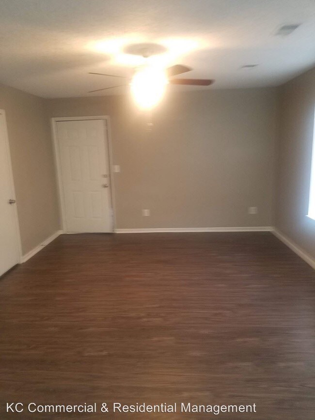 Foto del edificio - 208 W Meadow St