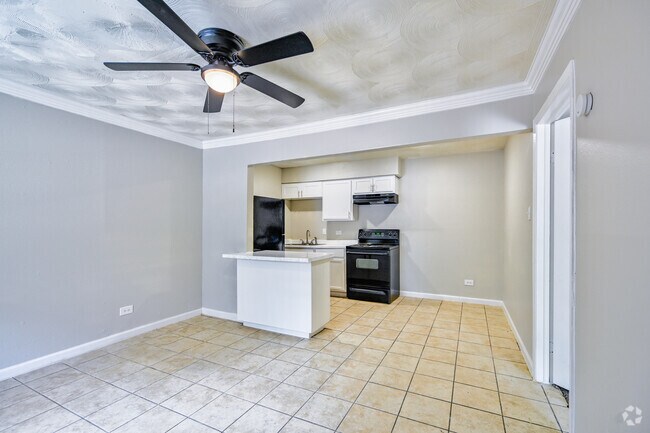1BR, 1 BA - 497SF - Cocina - North Hills Crest