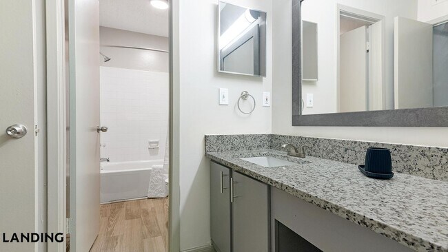 Foto del edificio - 6200 Rime Village Dr NW