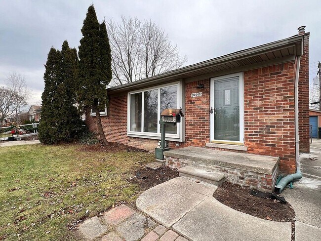 Foto del edificio - Move-In Ready 3 Bedroom, 1.5 Bathroom Home in Westland