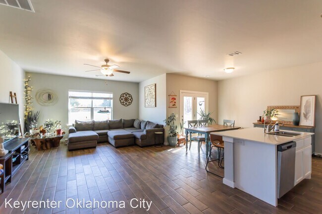 Foto del edificio - 4 br, 3 bath House - 12951 Mannington Rd