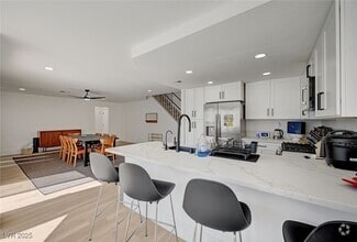 Building Photo - 3200 Ivory Coast Dr