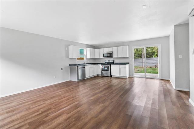 Building Photo - 7570 Double Bridge Rd